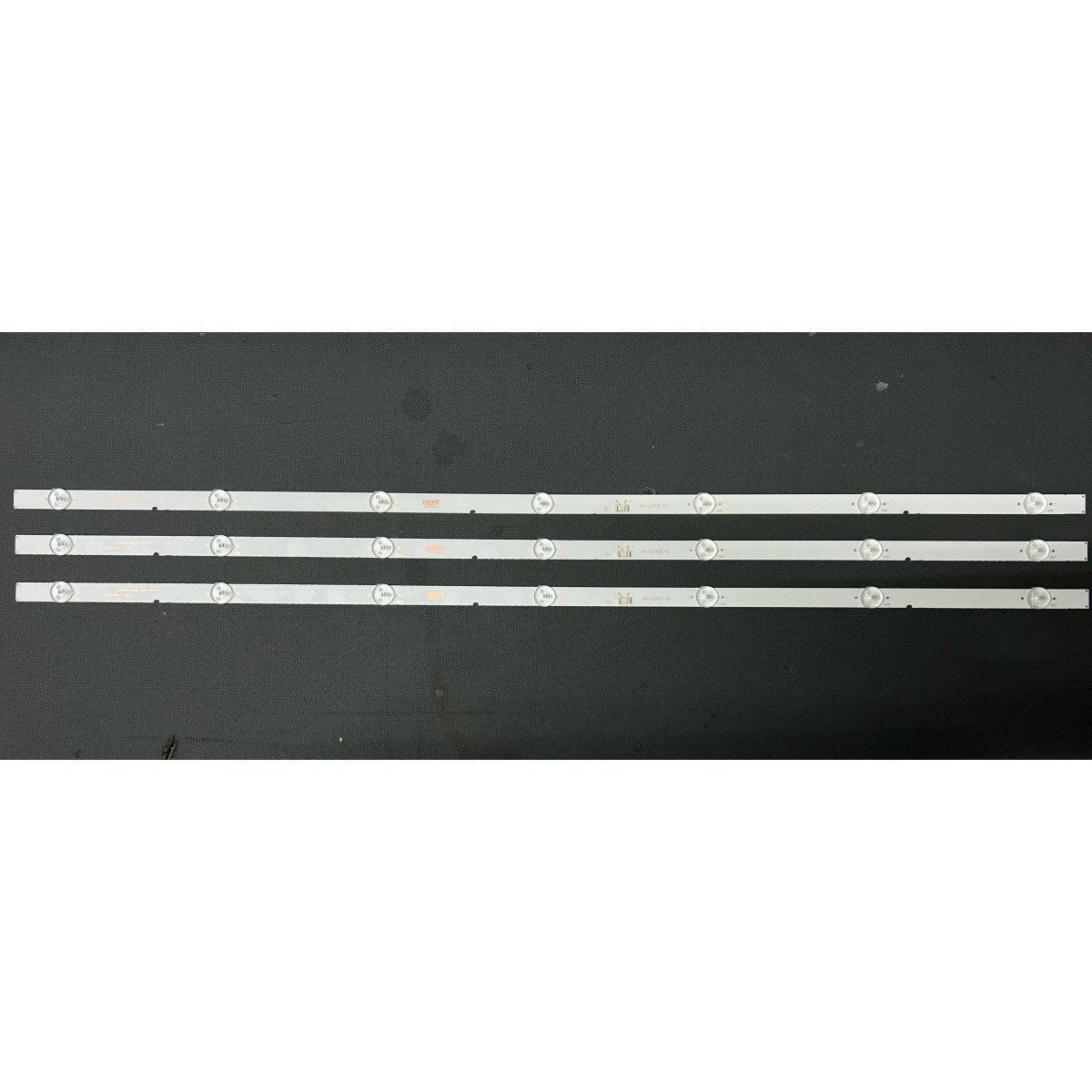 LED Backlight Strip other brands 40" - 3 strips x 7 LEDs - 3V - 768mm - ShineOn M08-SL40030-0701N-4040A - MS-L2405 V2