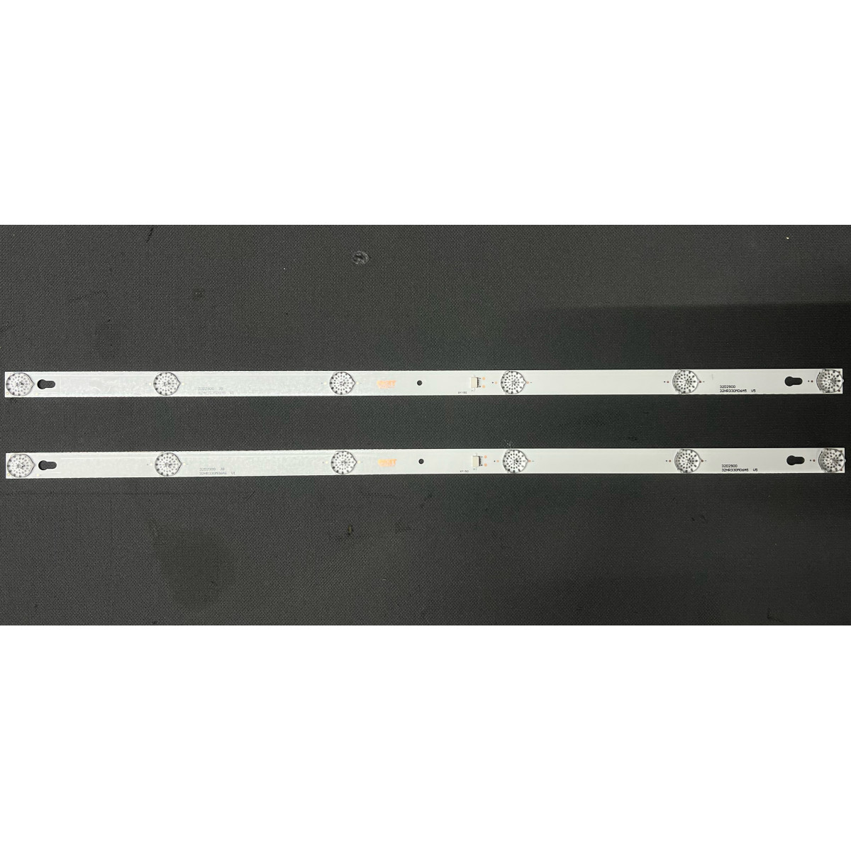 LED Backlight Strip other brands / TCL / Thomson 32" - 2 strips x 6 LEDs - 6V - 560mm