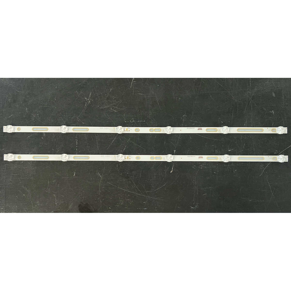 LED Backlight Strip other brands 32" - 2 strips x 6 LEDs - 6V - 575mm - JL.D32061330-006GS-M_V01