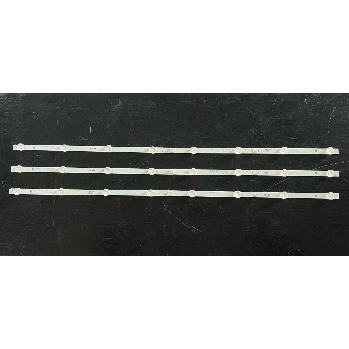 LED Backlight Strip other brands 40" - 3 strips x 8 LEDs - 3V - 735mm - DLED39.5MXY 3X8 0004 M2-395