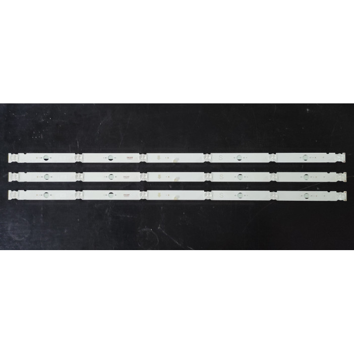 Sony 40" TV LED háttérvilágítás készlet - 3 darab x 6 LED - 3V - 710mm -  SS_2015SONY_TPZ40_FCOM_A06_REV1.0_151014