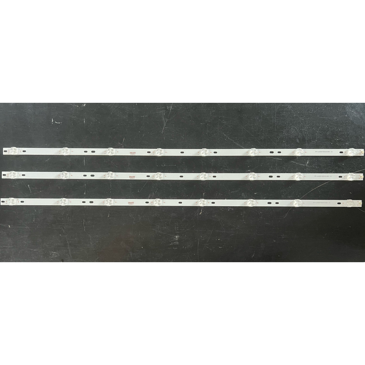 LED Backlight Strip Sharp 40" - 3 strips x 8 LEDs - 3V - 765mm - RF-AJ400016SS30-0801 A1