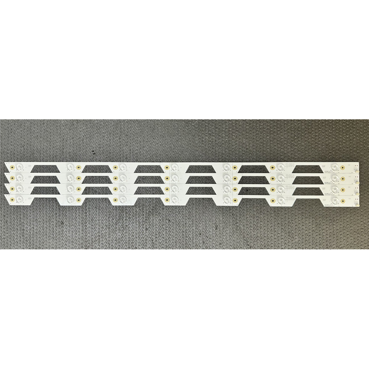 Комплект ленти LED универсални / TCL 40" - 4 ленти x 7 LED - 6V - 810mm - 4C-LB4007-HR2