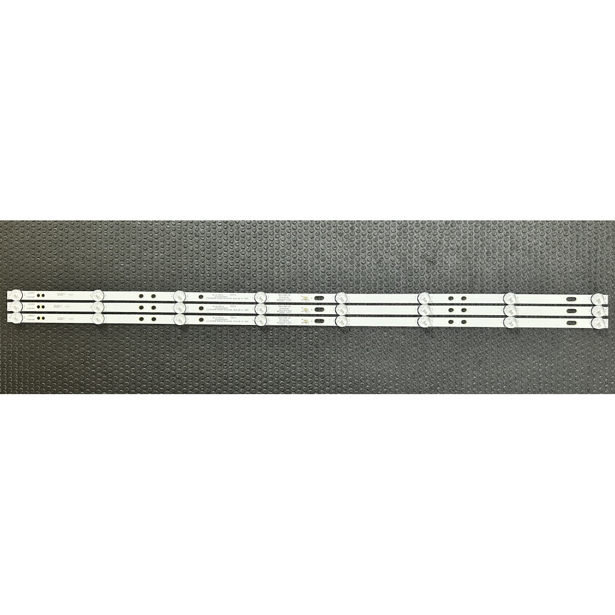 LED Backlight Strip other brands 43" - 3 strips x 8 LEDs - 6V - 800mm - CX43D08-ZC52AG-02