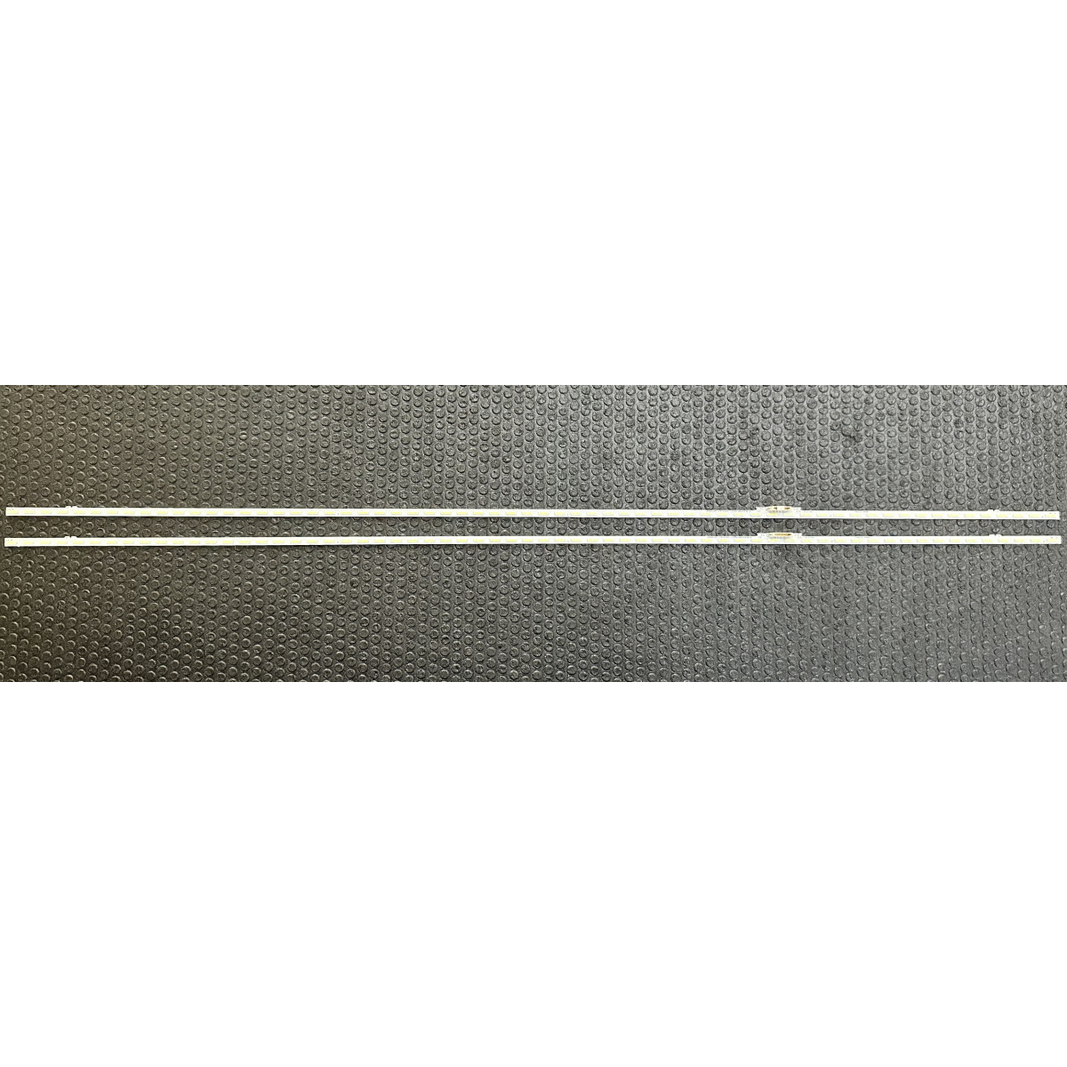 Комплект ленти Samsung 65" - 2 ленти странични x 64 LED - 3V - 710mm - BN96-52586A