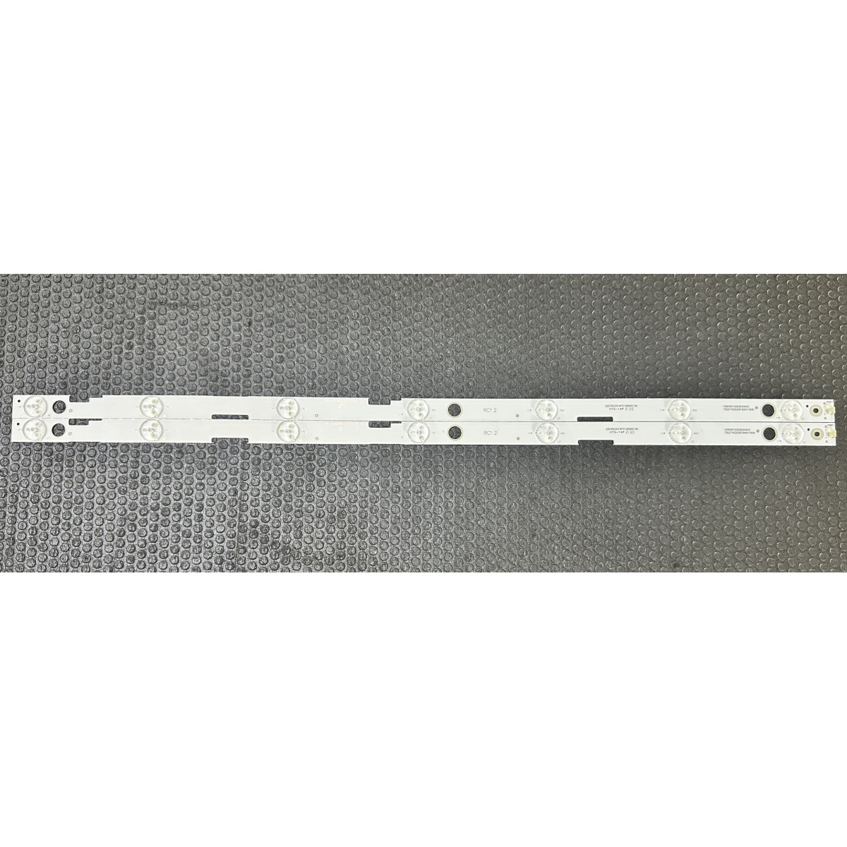 Más márkák 32" LED háttérvilágítás TV készlet / Sharp 32" - 2 darab x 7 LED - 3V - 594mm - RF-AJ320E30-0701S-05 A3