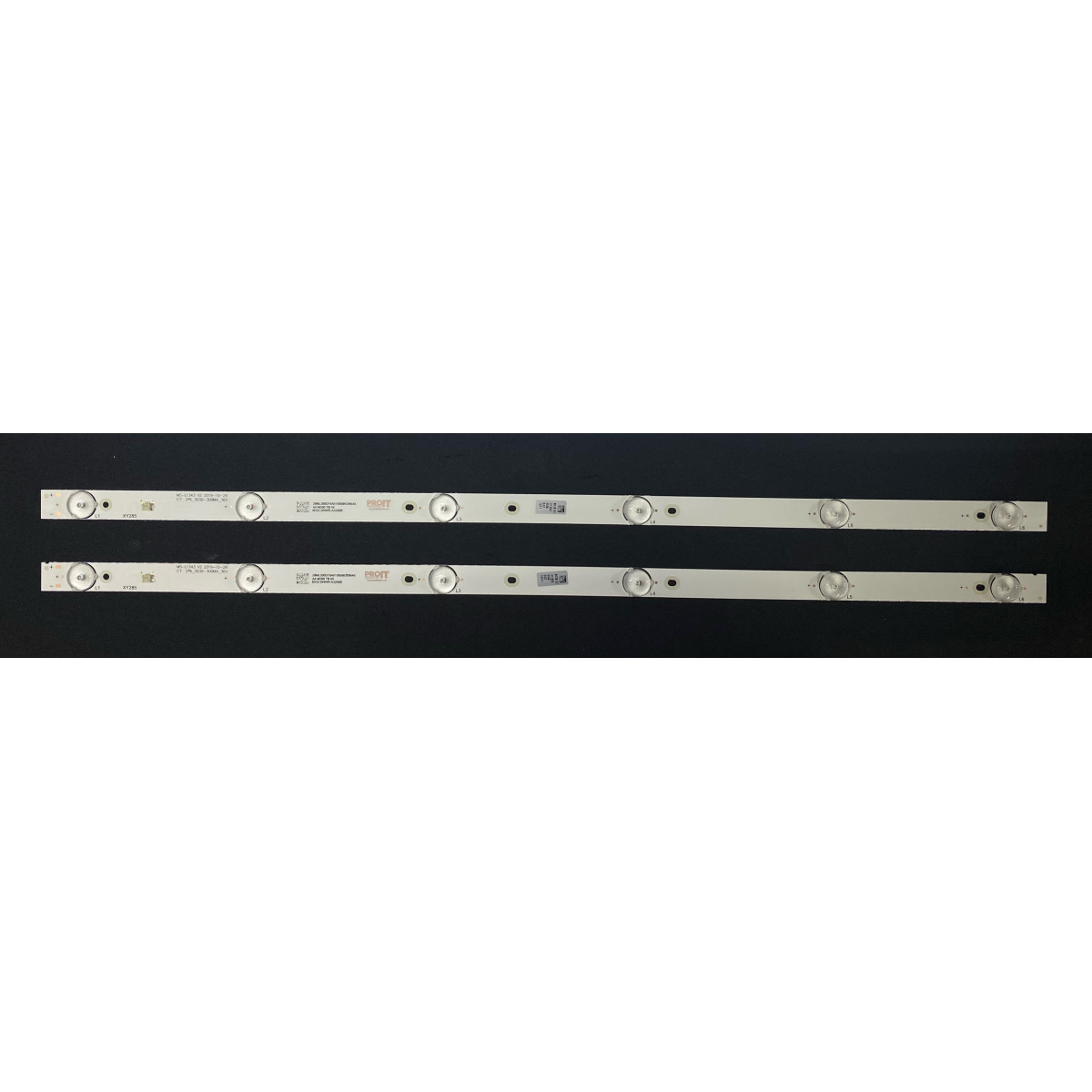 Más márkák 32" LED háttérvilágítás TV készlet - 2 darab x 6 LED, 6V, 580mm